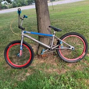 Meet your Posher, Walter